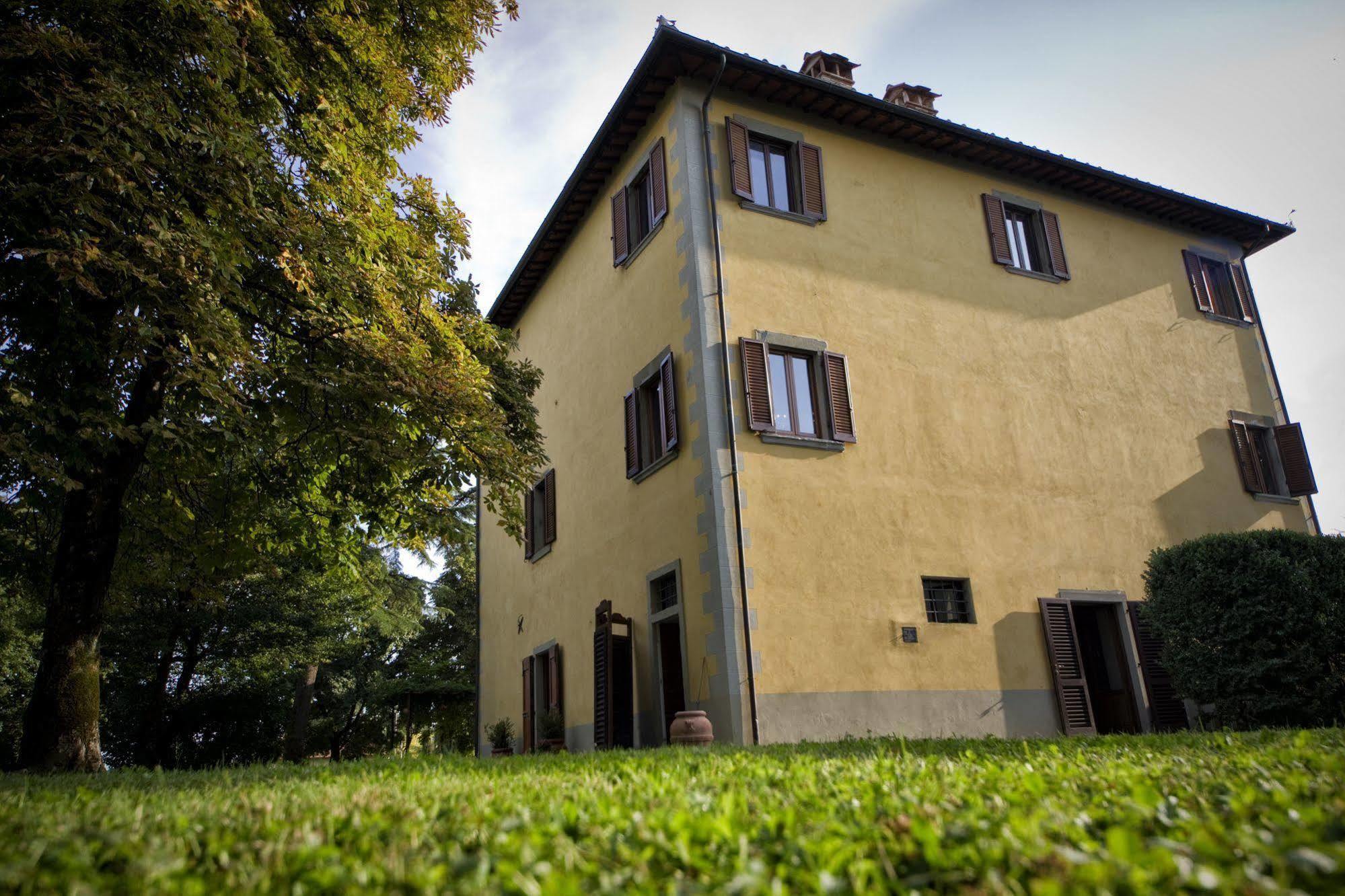 Palazzo Gatteschi Apartman Poppi Kültér fotó